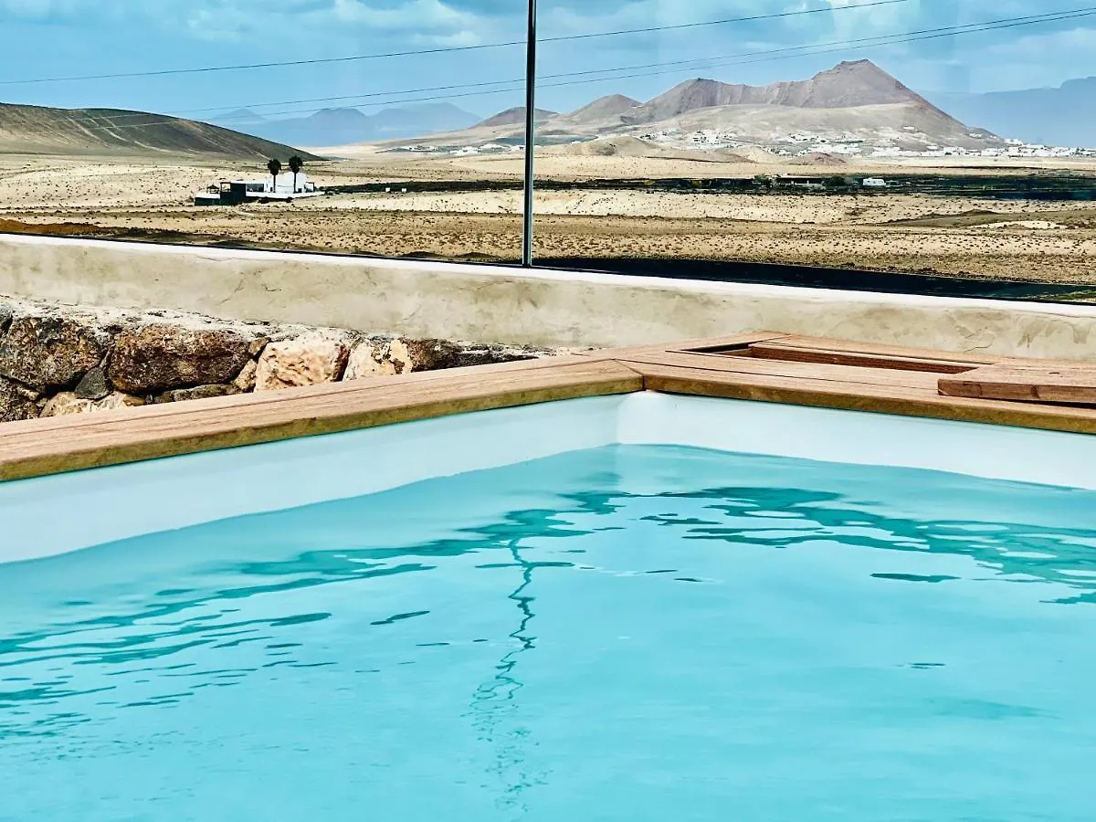 Canaryislandshost L The Sky Suites Tinajo Apartment