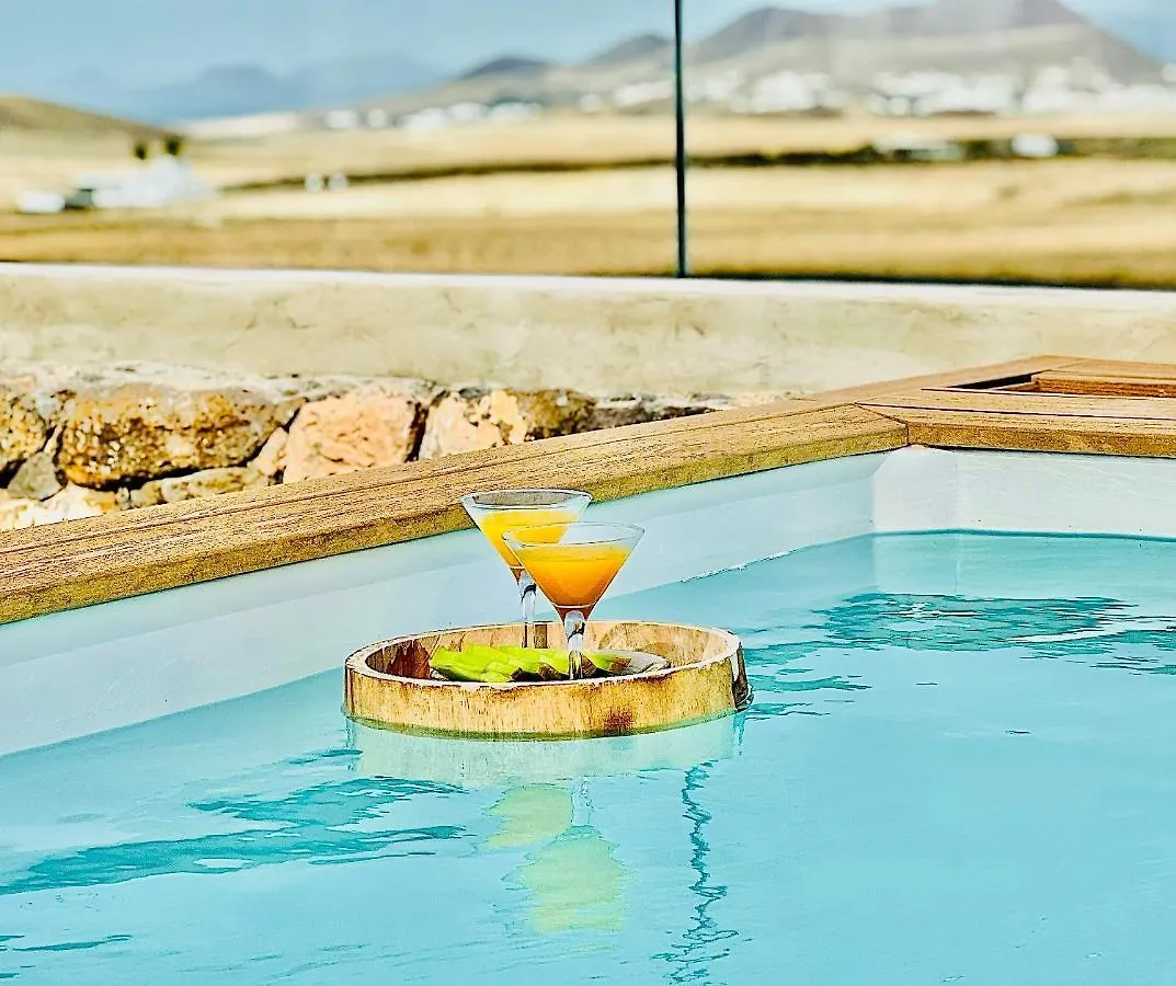 Apartment Canaryislandshost L The Sky Suites Tinajo